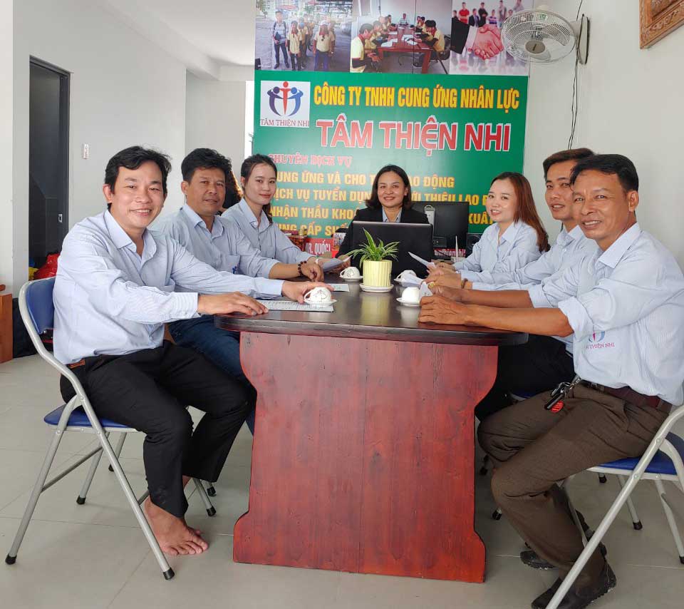 tam-thien-nhi-tuyen-dung